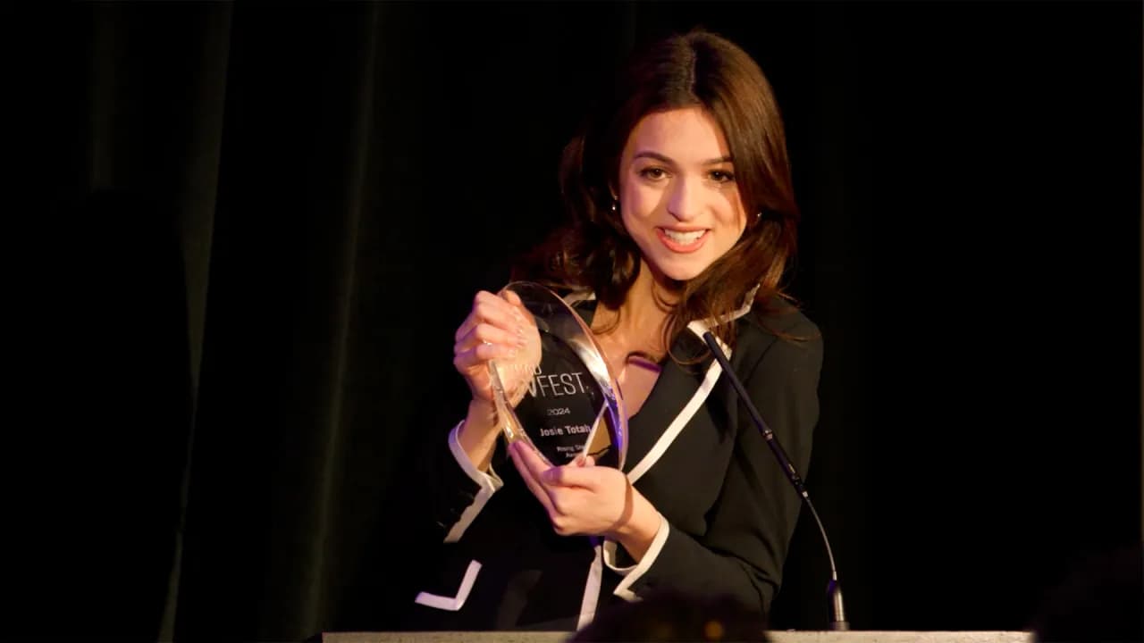 Scad tvfest uhonoruje Matta Bomera, Joela Kima Boostera i Josie Totah