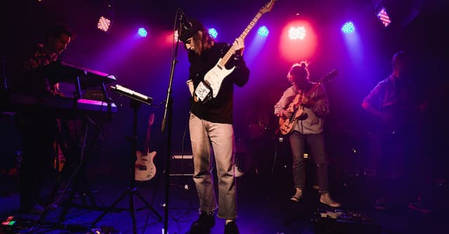 Daisy Jones and the Six 2023 - Historia rockowych gwiazd