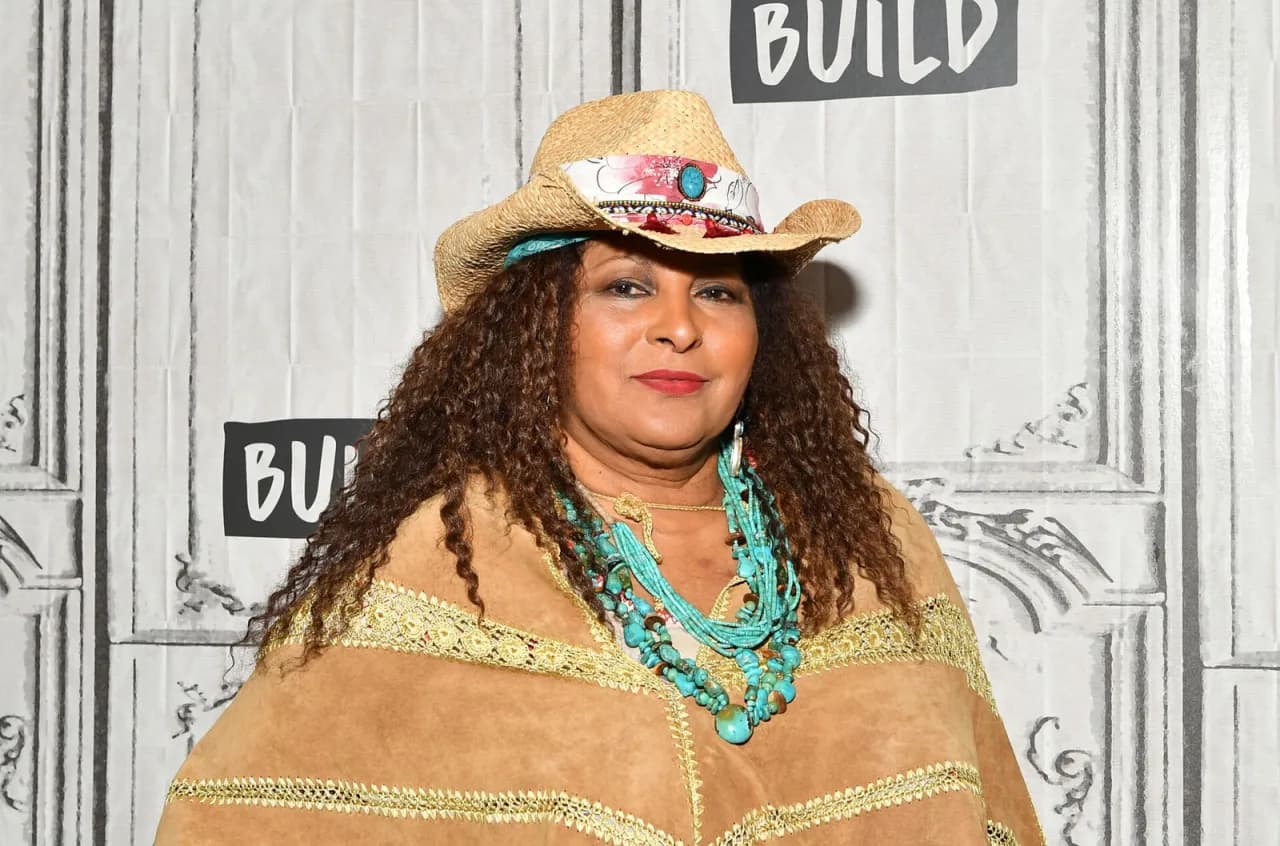 Pam grier uhonorowana na festiwalu czarnego kina w toronto