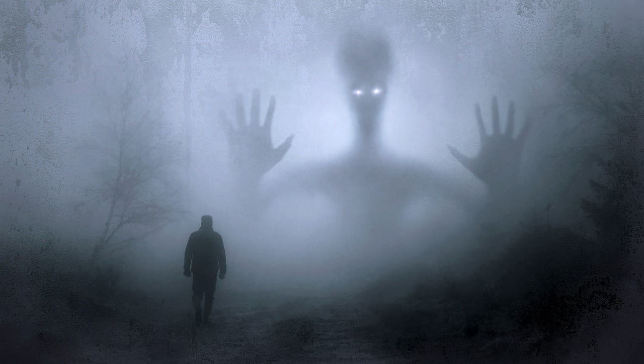 Analiza gatunku: Co sprawia, że horror jest tak popularny?