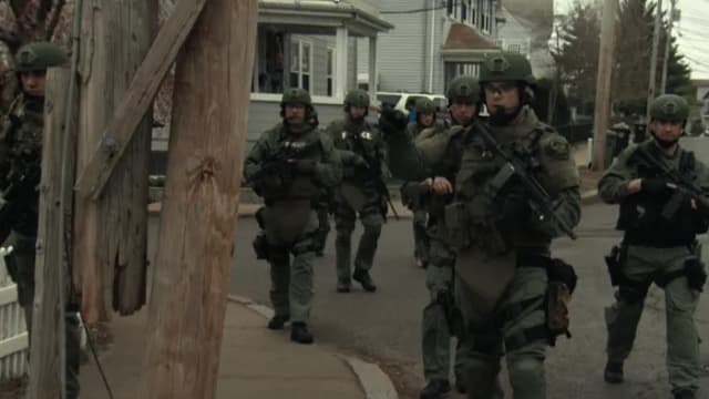 Amerykańska Obława: Sprawa Zamachowców z Maratonu Bostońskiego - recenzja nowego serialu kryminalnego z 2023 roku