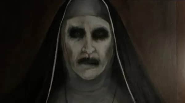 Film Zakonnica: Mroczny Horror z Uniwersum Obecności