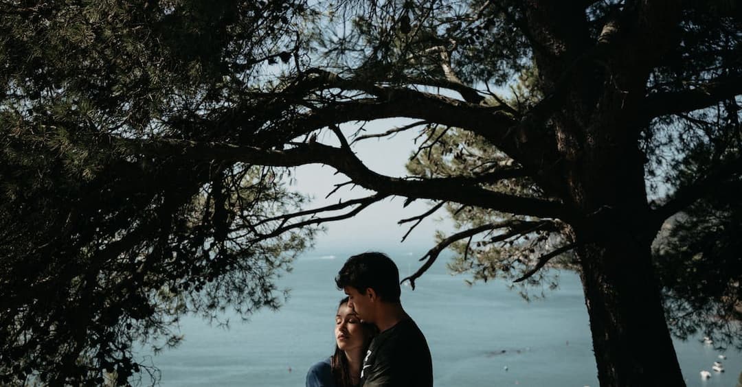 Bez Urazy - jak wypada nowa komedia romantyczna z 2023 roku?