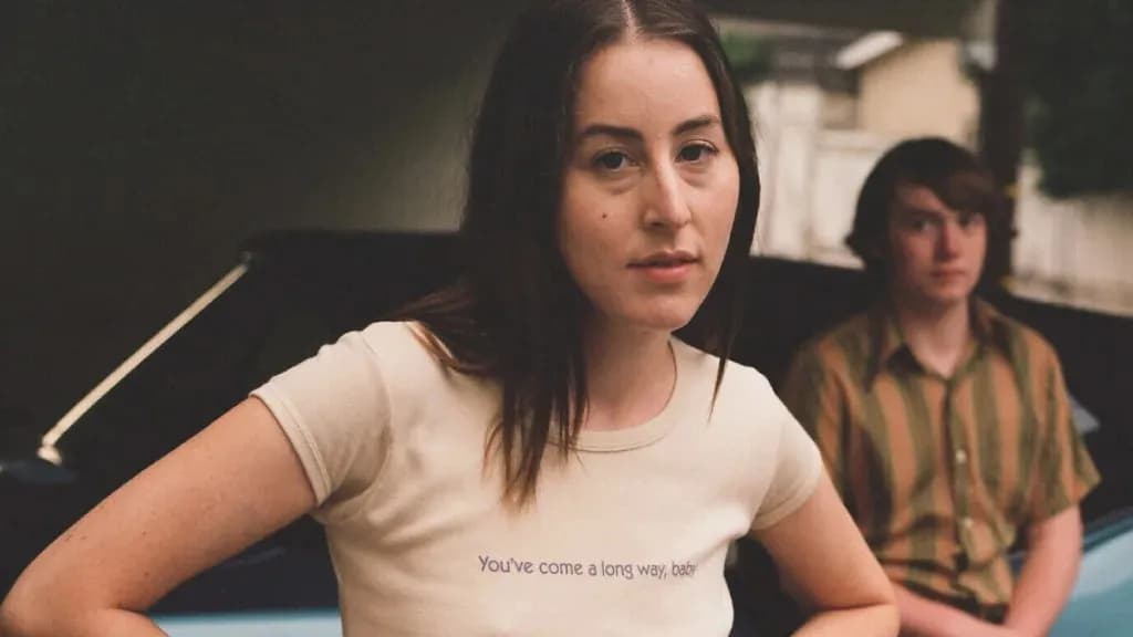 Tejana Taylor i Alana Haim w najnowszym filmie Paula Thomasa Andersona